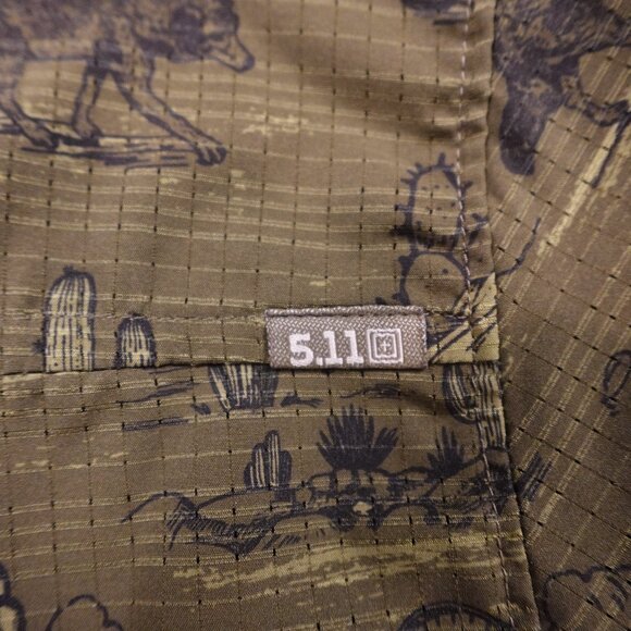5.11 Tactical Button Up Shirt Desert Critter Print Men's 2XL - Picture 9 of 9